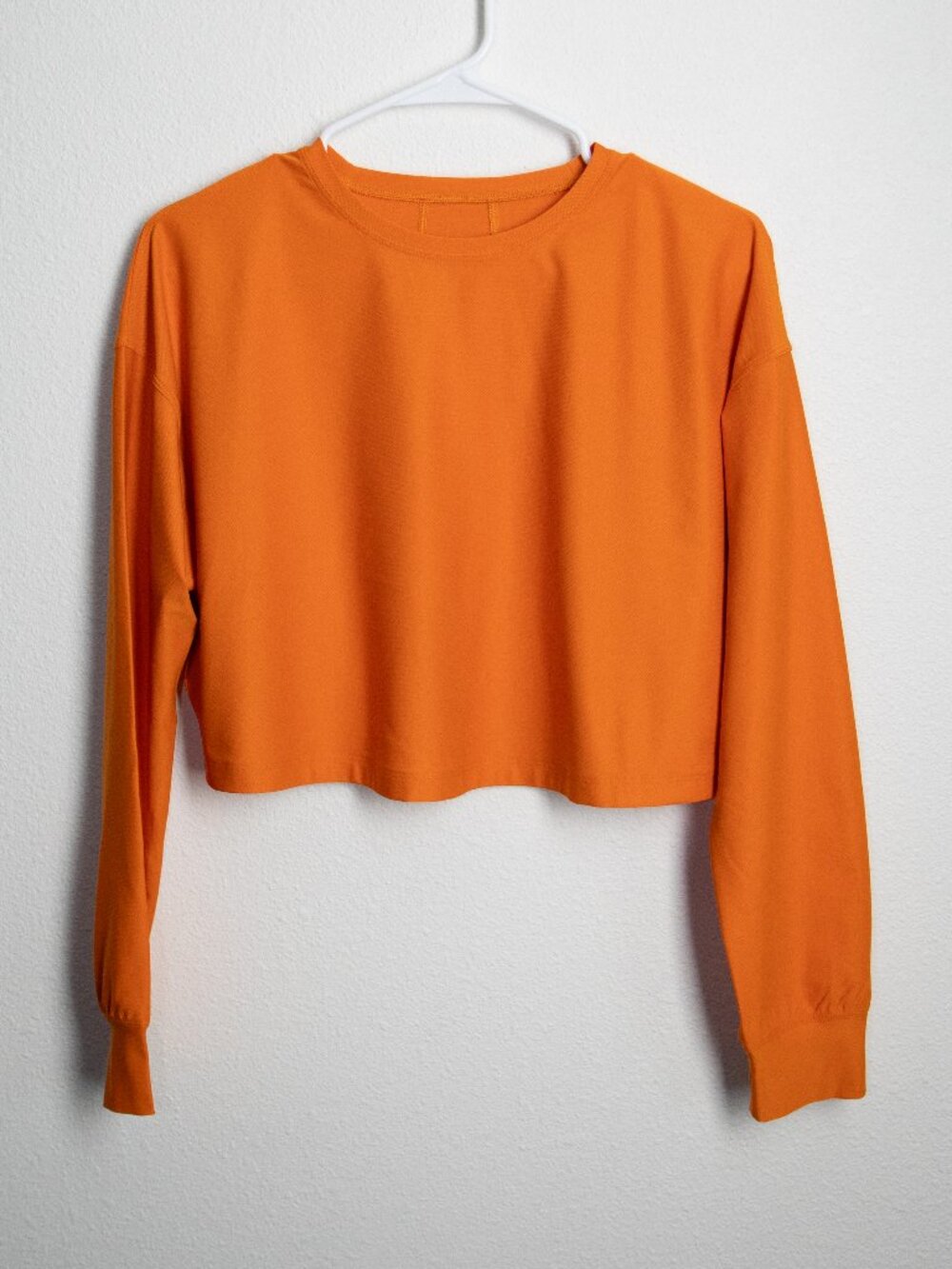 Lululemon Muscle Love Long Sleeve Crop Top Orange Size 4